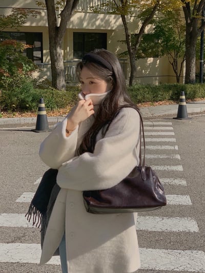 可高領毛流中長版大衣（羊毛100％）4