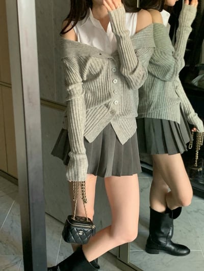 翻領排釦坑紋針織衣1