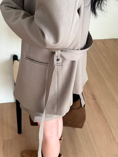 墊肩附綁帶西裝外套＋層次低腰西裝短褲裙SET(可拆買）11