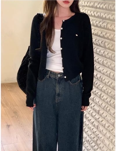 多色款！金牌小logo圓領排釦短版針織衣14