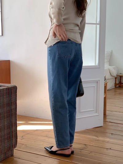 珍珠口袋滾邊直筒牛仔褲5