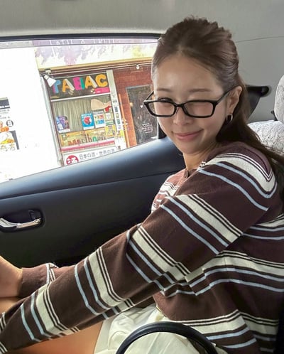 圓領秋季配色橫條紋排釦針織衫11