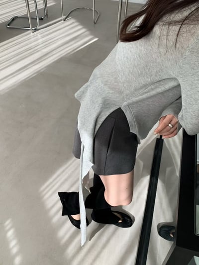 排釦領側綁結造型薄款Ｔ7