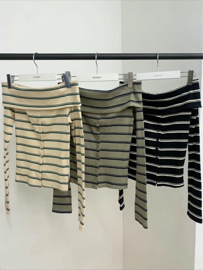 反折平領排釦下開衩橫條紋針織衫11