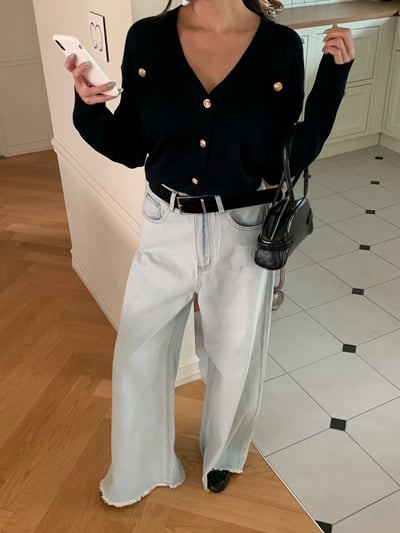 V領金釦雙口袋針織衣5