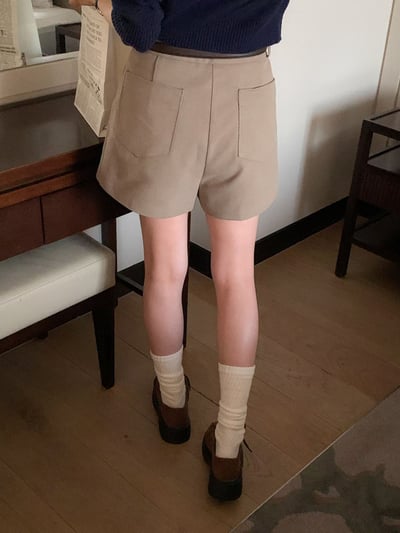 兩側打摺Ａ字短褲9