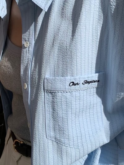 口袋刺繡壓紋長版襯衫6