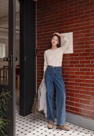 兩側壓線裁切寬版後鬆緊牛仔褲1