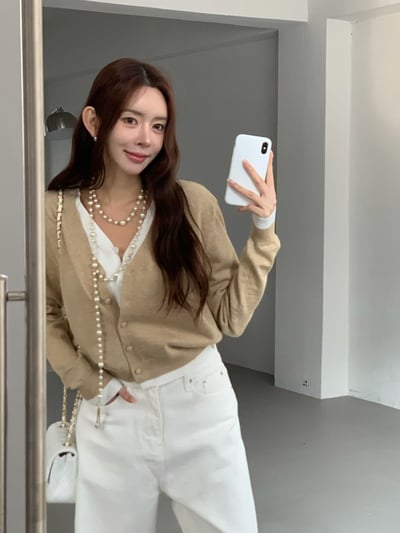 Ｖ領撞色假兩件排釦針織衫4