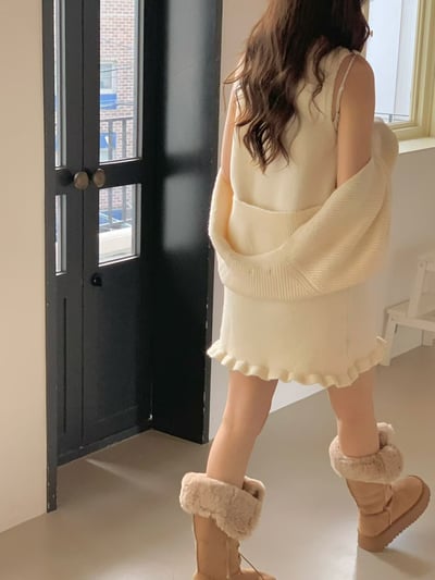 短版坑紋罩衫＋荷葉滾邊背心短洋SET12