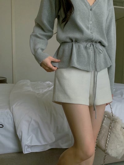 高腰微A字織紋小香短褲1