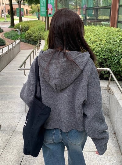 短版抽繩連帽針織外套7
