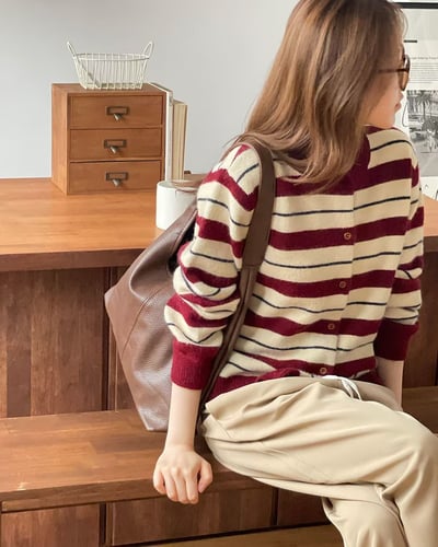 奶油酒紅跳色條紋針織衫3