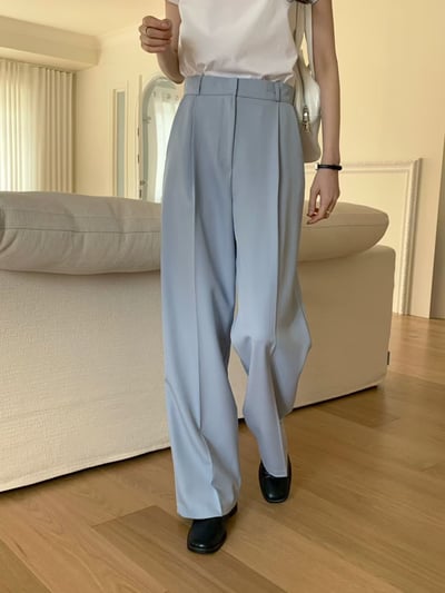 熱銷中！極簡壓褶設計直筒西裝褲15