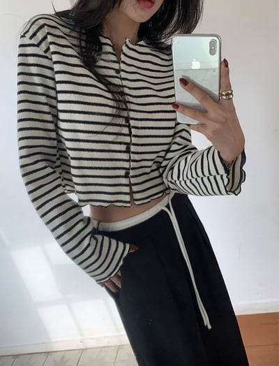 橫條紋排釦捲邊短版針織小外套8