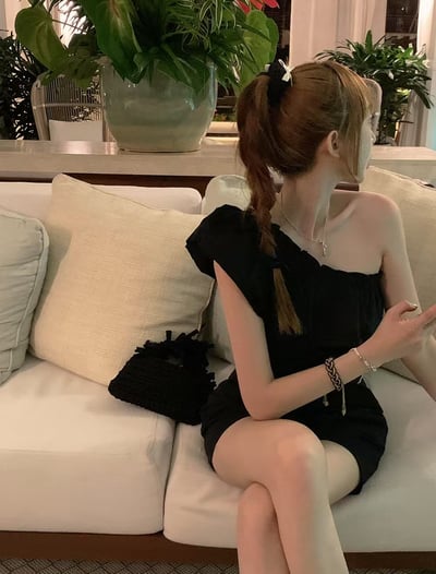 壓褶單邊斜領短版棉麻衫5