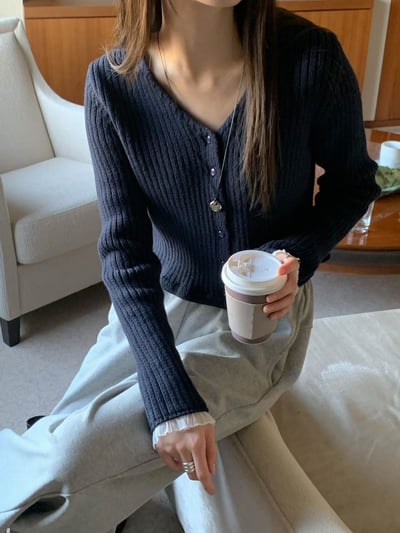 V領手袖拼接針織上衣3