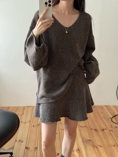 素色Ｖ領寬鬆針織衫＋針織短裙SET11