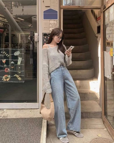 斜車線設計落地微寬牛仔褲2