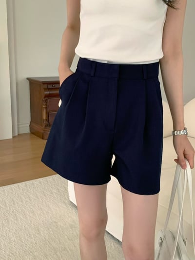 前打褶造型百搭三分西裝短褲4