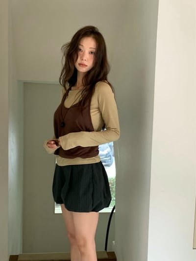 假兩件撞色打底衣＋繞頸背心套組7