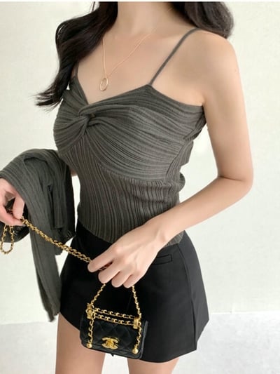 兩穿細坑條排釦罩衫＋扭結背心SET6