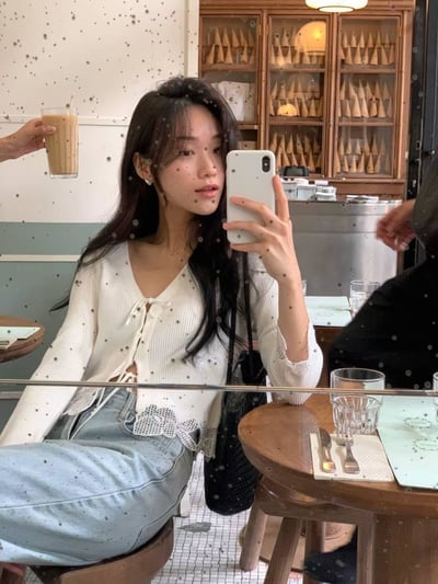 緹花造型綁帶針織上衣5