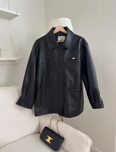小金牌翻領長版仿皮口袋西外7
