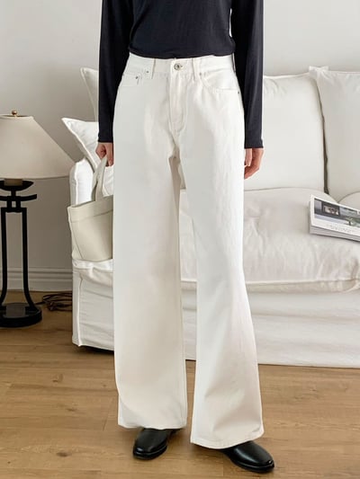 極簡中高腰白色微寬褲7