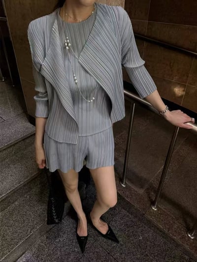 （客訂勿下單）坑紋背心+罩衫+口袋短褲三件組SET4