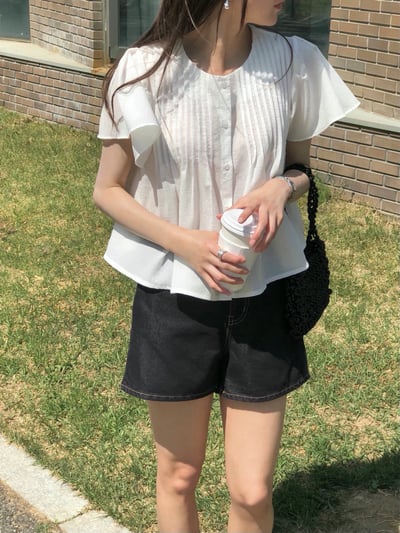 圓領打褶造型壓紋傘擺棉麻衫2