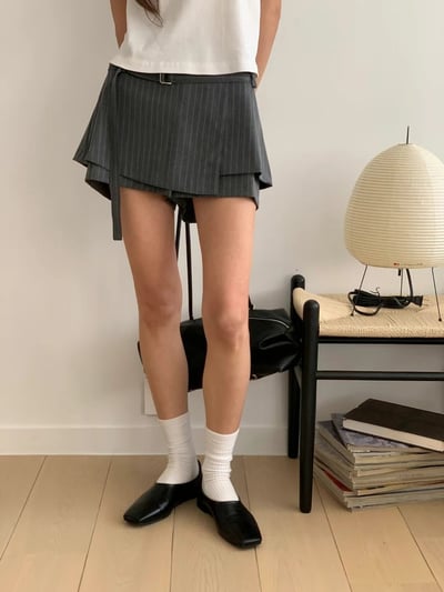直紋西裝外套＋腰帶不規則短褲裙SET6