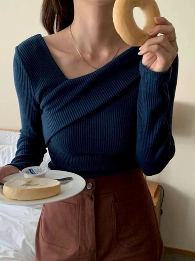 (客訂勿下單)反摺斜領設計細坑紋針織衣9