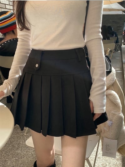 釦帶造型挺款百摺短裙4