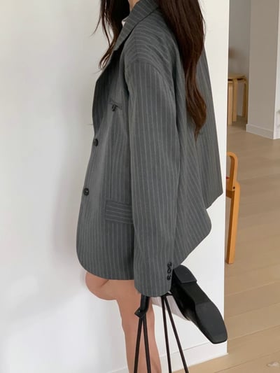 直紋西裝外套＋腰帶不規則短褲裙SET10