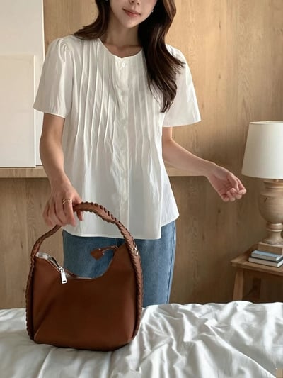 圓領公主壓摺傘擺排釦襯衫3