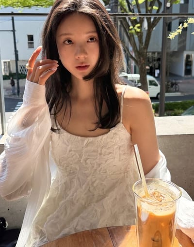 細肩立體花花傘擺背心3