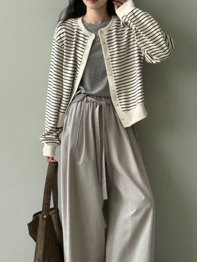 圓領橫條紋排釦棒球外套5