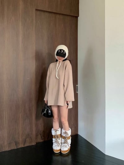 圓領落肩素色魔毛寬鬆上衣4