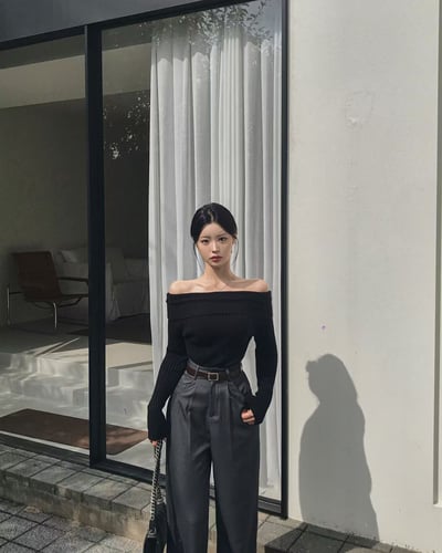 反摺平口翻領坑紋針織上衣2