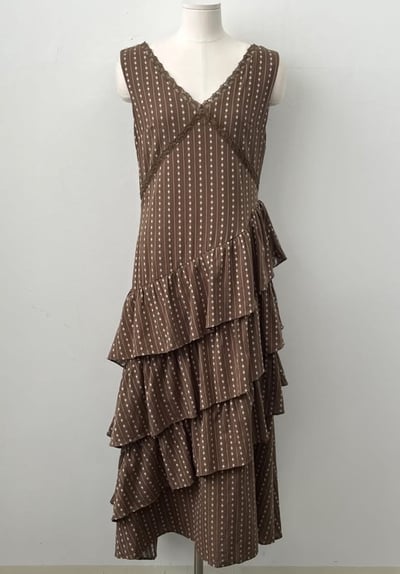 蕾絲V領小花刺繡斜邊層次蛋糕長洋14