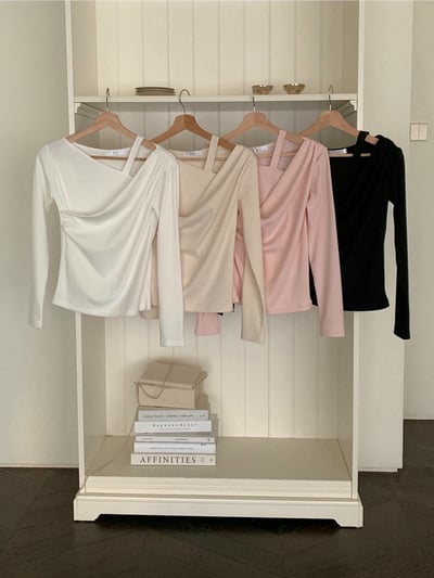 單肩交叉壓紋素色薄款Ｔ10