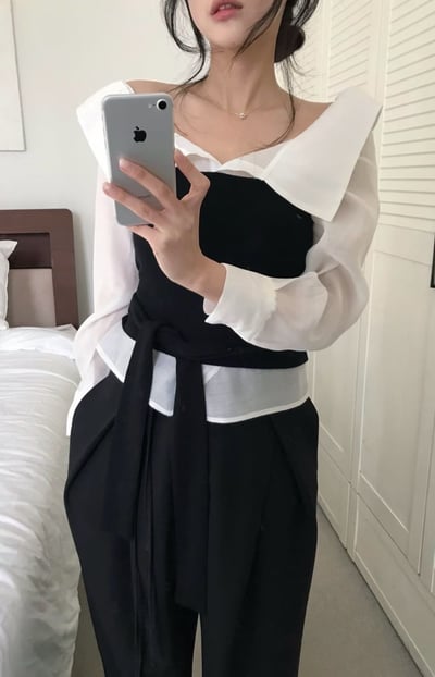 假兩件翻領拼接側綁結背心3