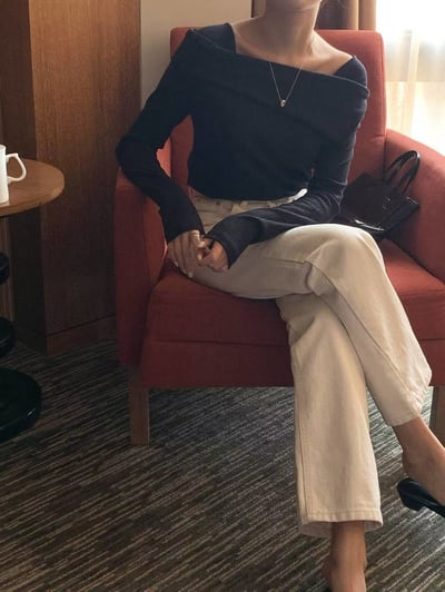 反摺斜肩坑紋針織衣6