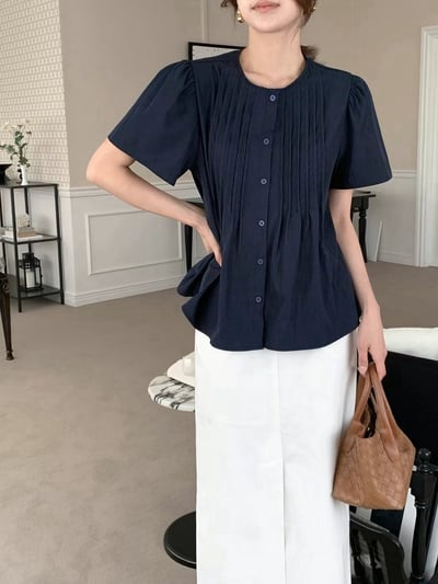 圓領公主壓摺傘擺排釦襯衫2