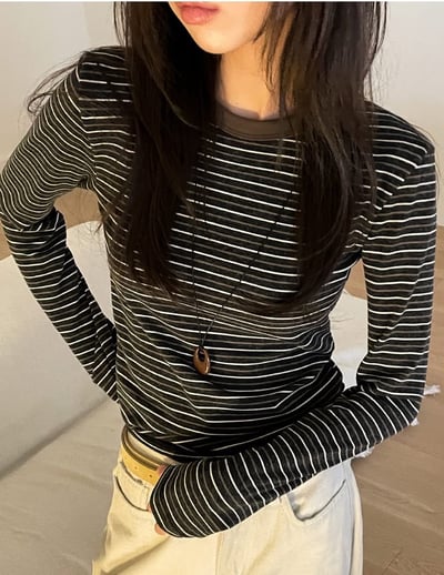 圓領配色條紋合身棉質Ｔ2