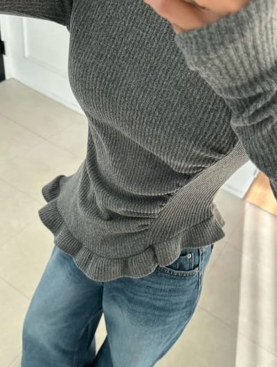 斜切邊荷葉下擺造型螺紋上衣6