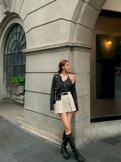 穿插腰帶設計百摺短裙7