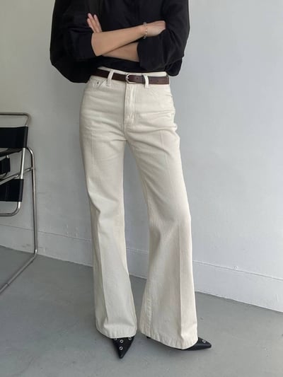 高腰薄絨面小喇叭牛仔褲2