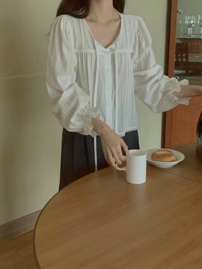 綁結領喇叭袖壓摺排釦襯衫2